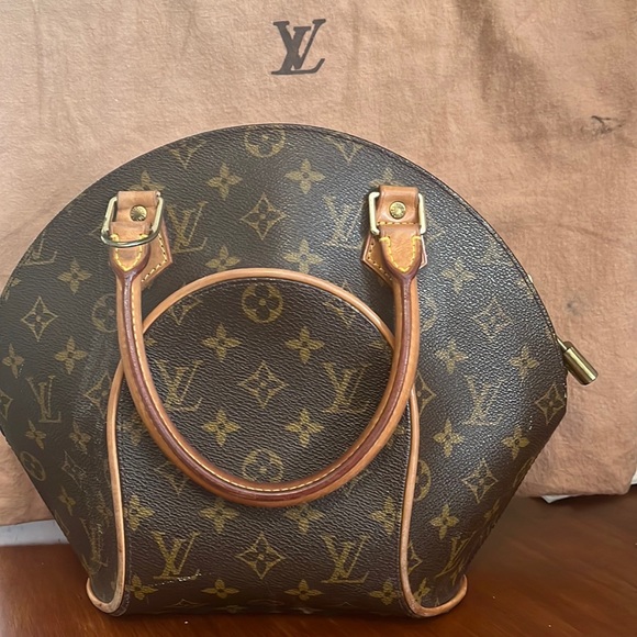 LOUIS VUITTON Ellipse Monogram Bag - Picture 1 of 5